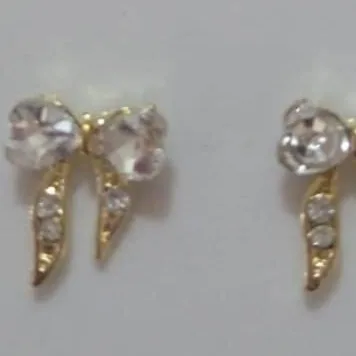 Lazos dorados con perlas grandes  - Imagen principal