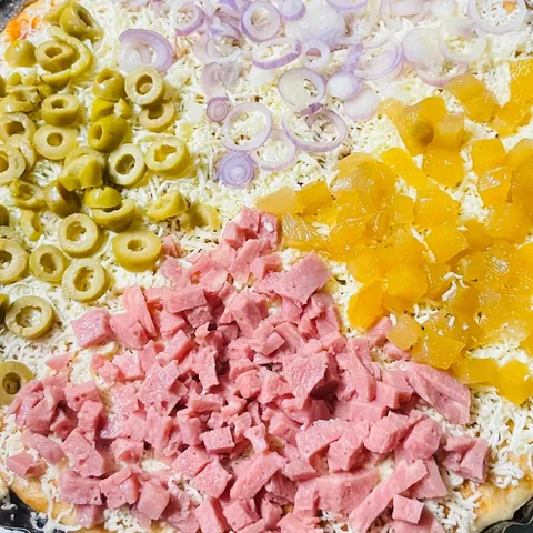 Pizza 4 estaciones de Queso Blanco