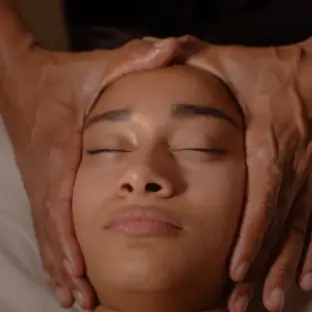 Ritual de Luminosidad (Masaje Facial) - Imagen principal